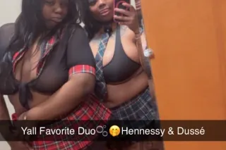 Two Girls Available🫧🤭Yes We Verify 🫧🤭 - Image 2