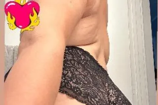 located in Dearborn Very SEXY NATURAL LIGHTSKIN BBW !READY TO PLEASE YOU.. suction cup throat👅….two nut specials..come relieve 🤤yourself in this fat wet 🥵waterfall daddy🌊🌊 - Image 5