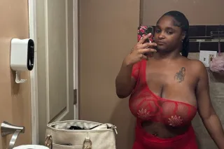 Hosting E 8 mile Rd nd Gratiot IM THE BLACK GIRL - Image 7