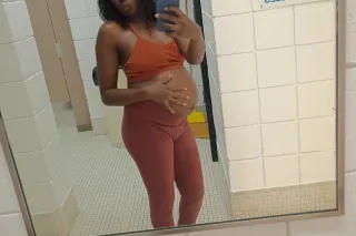 let's have some fun preggo pussy - Image 5