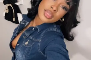 Slimm Petite W/ a FAT ASS 💦😻💙 BACK IN TOWN ‼ - Image 7