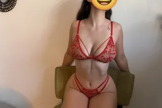 NEW LATIN WOMAN GOOD SERVICES SUPER HERMOSA ACTIVA 24/7 ESCRIBEME BEBE LATINA MOJADITA - Image 1