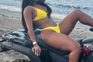 sexy, rich, brunette Latina 💋❤️🤤 - Image 2