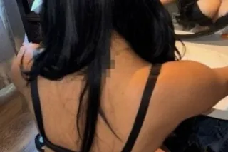 I have a place and I love to party and have a good time. I'm super affectionate and my service is like a girlfriend experience.Call me on FaceTime 😈✨ 100% real - Image 2